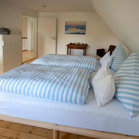 Holiday home Strandhaus Dahl-modern Und Kuestennah Gelegen